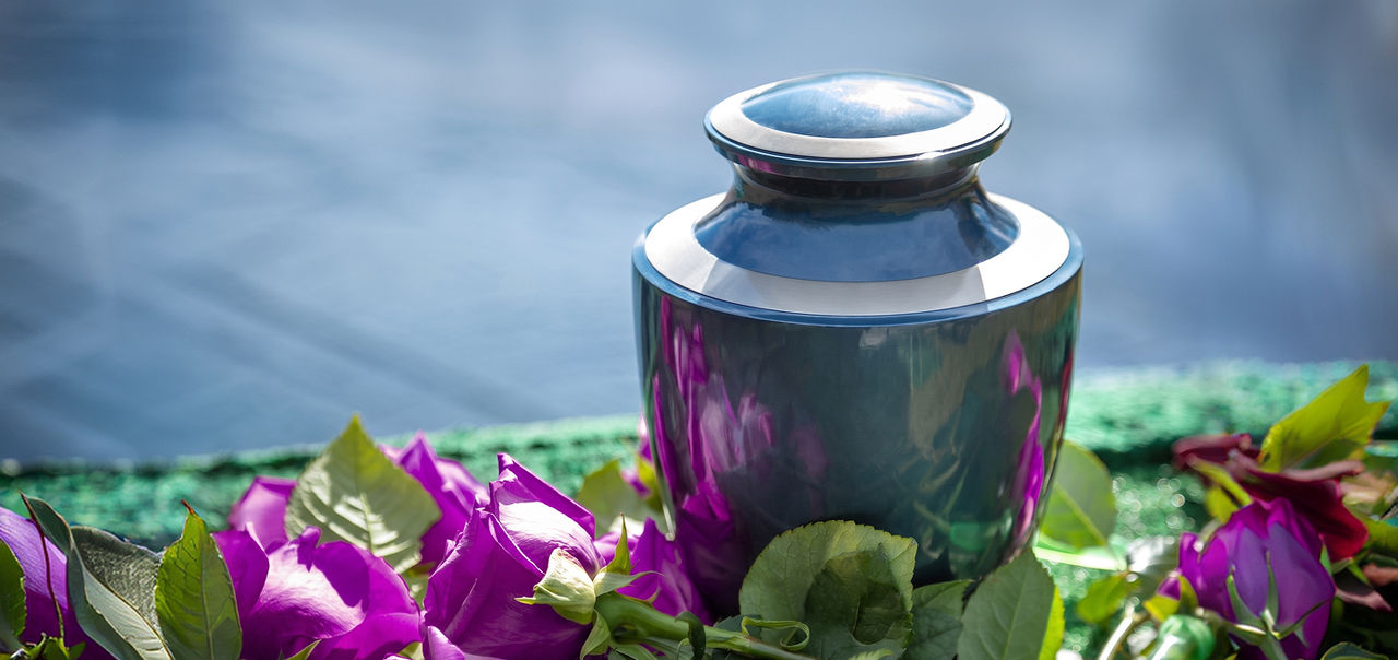 cremation urn